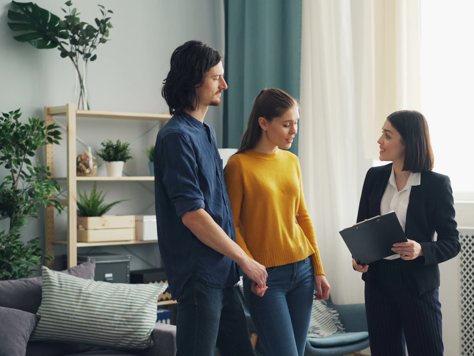 Real estate & services